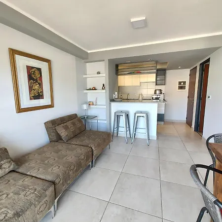 Departamento Alvear Apartment